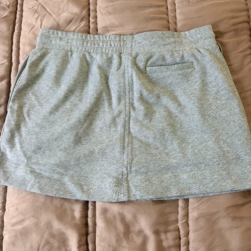 Fabletics Year Round Terry Mini Skirt NWOT